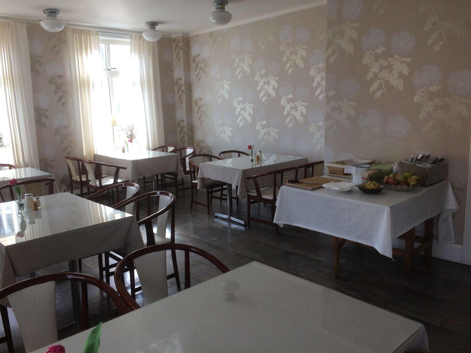 Spis Hotell Amber Luleå Exterior foto